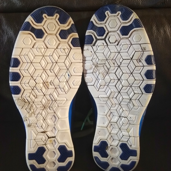 Nike - Picture 6 of 7